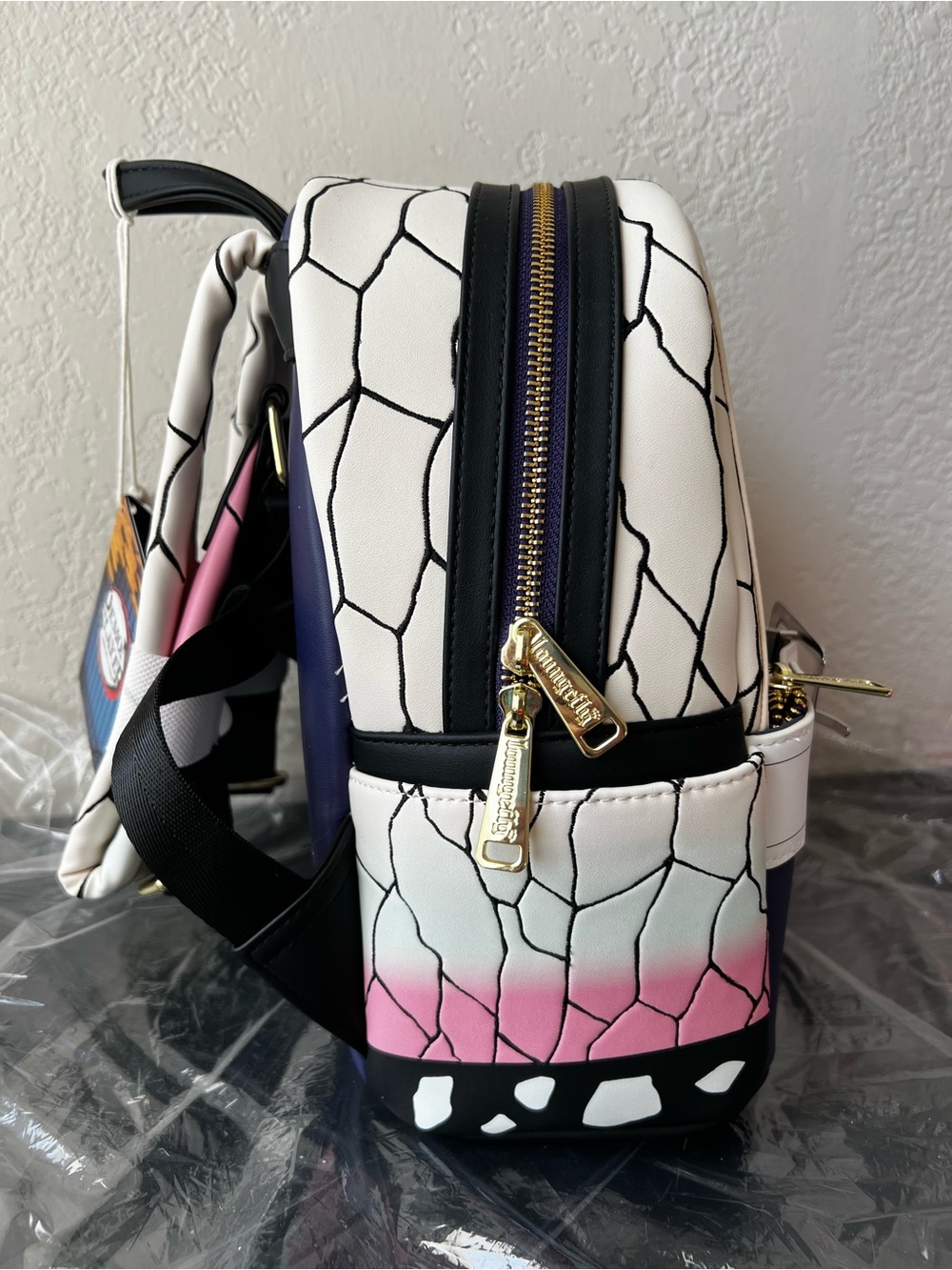 Loungefly x Demon Slayer Exclusive Shinobu Kocho Cosplay Mini Backpack - NWT - Picture 3 of 9